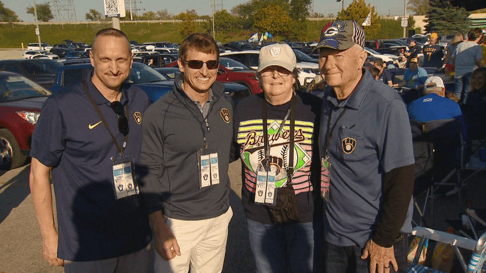 Green Bay natives take parents to World Series after going in '82 — Fox 11 Green Bay Sports, Houston Sports news
