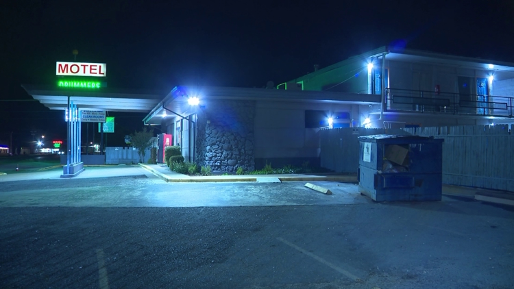 Newborn's body found near Texas dumpster. Arrest affidavit reveals disturbing timeline β KHOU 11 (Houston)